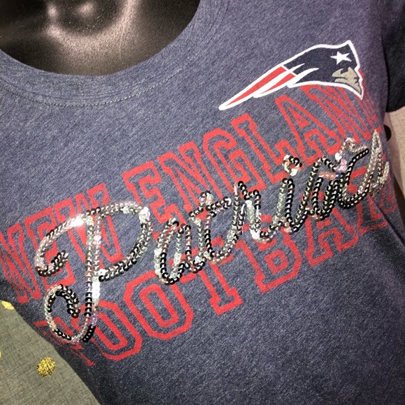 NFL New England Patriots sequins shirt M - Picture 1 of 3